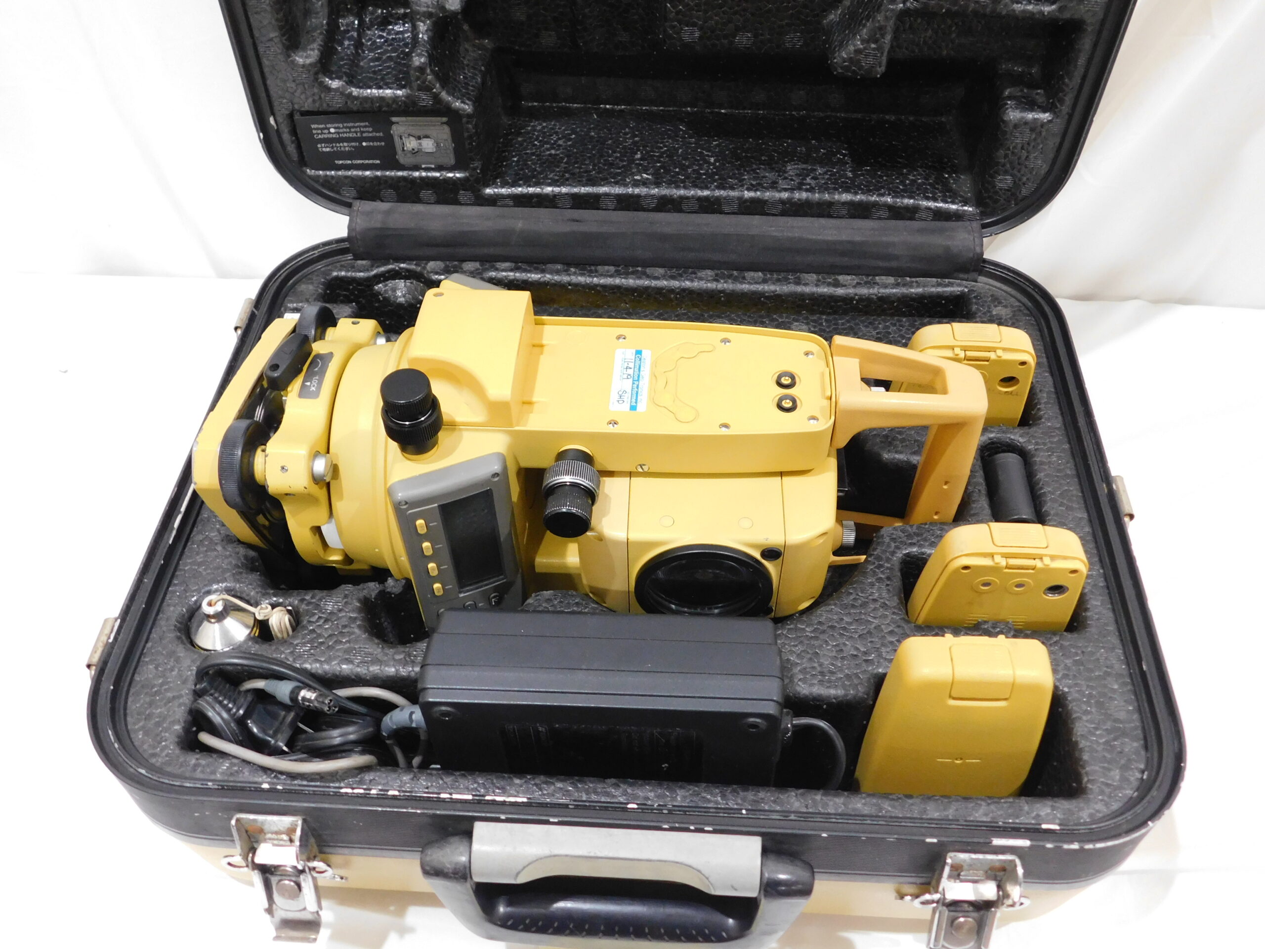 Pre-Owned Topcon GTS-223 Total Station - Deaton's Geo-Tronics, Inc.