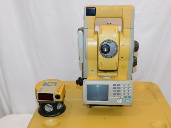 PRE-OWNED, Topcon GTS-903 3" Robotic W/RC3 & BT Modem