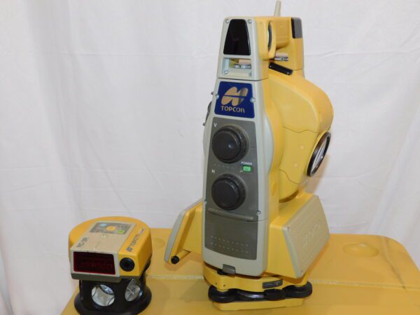 PRE-OWNED, Topcon GTS-903 3" Robotic W/RC3 & BT Modem - Image 5