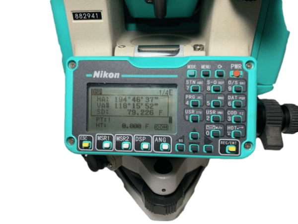 Pre-Owned Nikon DTM-322  2" Total Station - Image 3